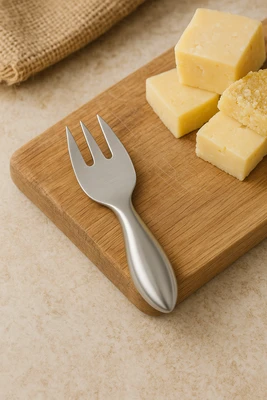 מזלג יציקה להגשת בשר/גבינה