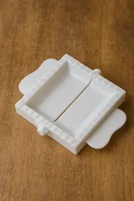 סוגר מאפים מלבני פלסטי