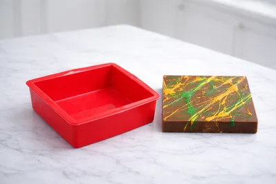 תבנית סיליקון מרובעת 21*21 ס"מ "שוקולד דובאי ג'מבו"