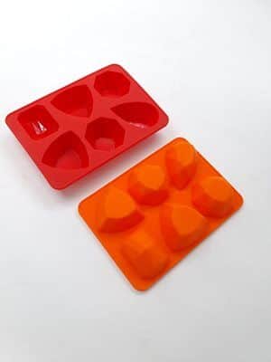 סיליקון קריסטלים 6 שקעים לקרח מתאים גם לאפיה