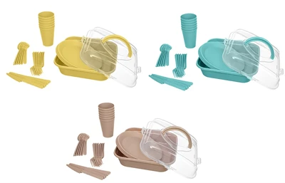 סט פיקניק פלאסט 30 חלקים לשישה סועדים מגיע בקופסה