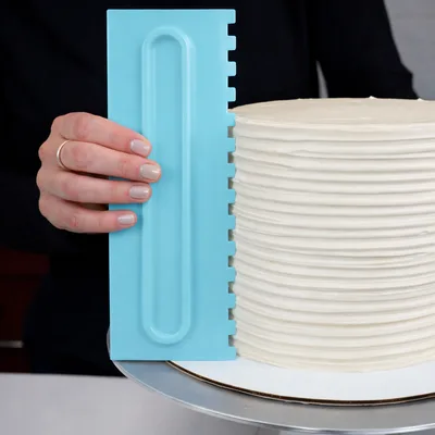 קלף פלסטיק דו כיווני לעיצוב עוגות 21.5 ס"מ 055R